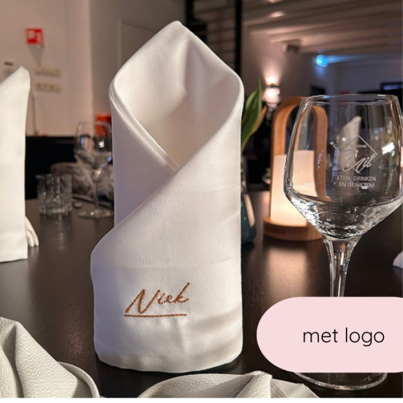 Geborduurde servetten met logo