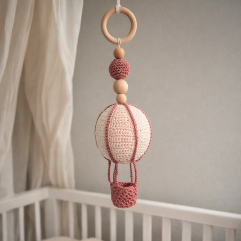 Luchtballon hanger voor babykamer